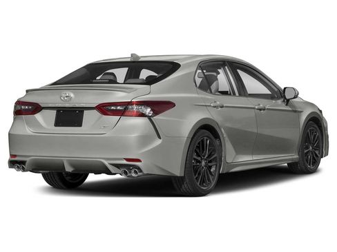 Used 2024 Toyota Camry XSE FWD image 2