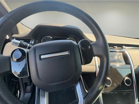 Used 2020 Land Rover Discovery Sport image 19