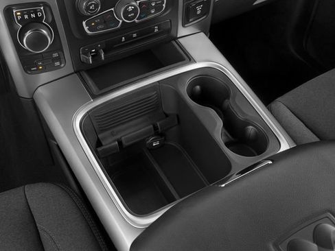 Used 2024 RAM 1500 Warlock AWD/4WD image 9