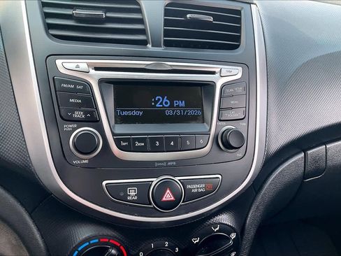 Used 2017 Hyundai Accent SE FWD image 30