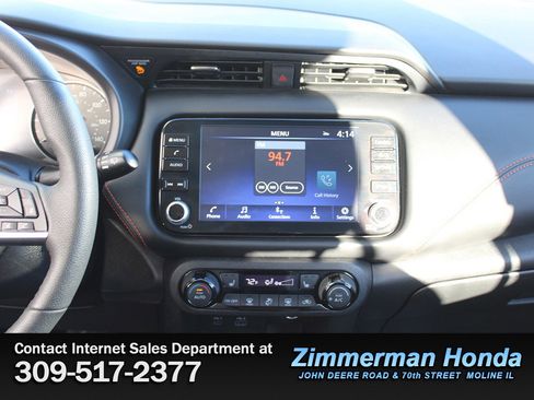 Used 2024 Nissan Kicks SR w/ SR Premium Package image 15