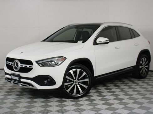 Used 2022 Mercedes-Benz GLA 250 4MATIC image 3