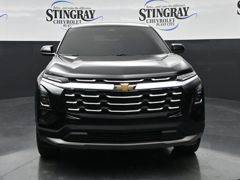 Used 2026 Chevrolet Equinox LT FWD image 2