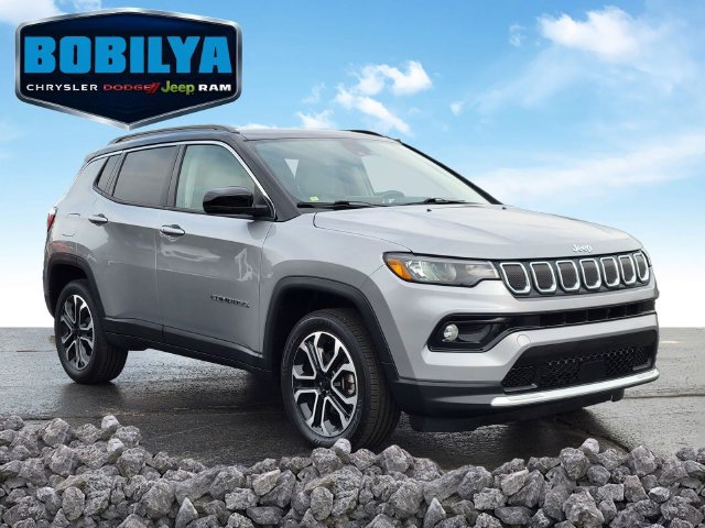 Used 2022 Jeep Compass Limited AWD/4WD image 2