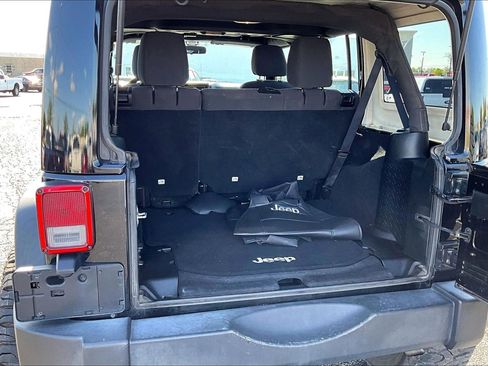 Used 2016 Jeep Wrangler Unlimited Sport w/ Trailer Tow Group AWD/4WD image 19
