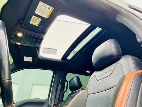 Used 2017 Ford F150 Raptor w/ Equipment Group 802A Luxury image 17