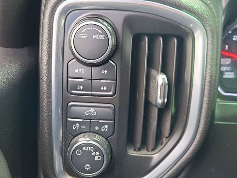 Used 2021 Chevrolet Silverado 1500 LT AWD/4WD image 24