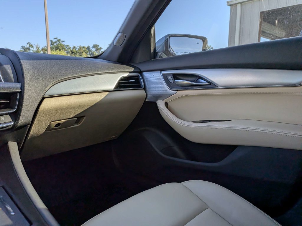Used 2023 Cadillac CT5 Luxury w/ Sun And Sound Package RWD image 15