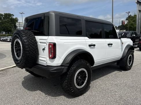 Used 2023 Ford Bronco Badlands AWD/4WD image 3