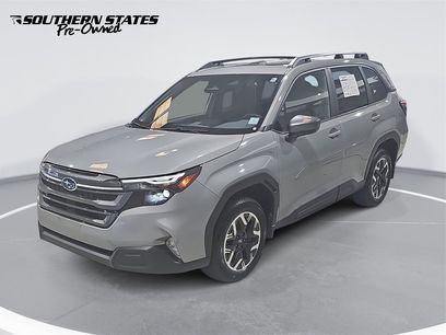 Used 2025 Subaru Forester Premium w/ Convenience Package #1