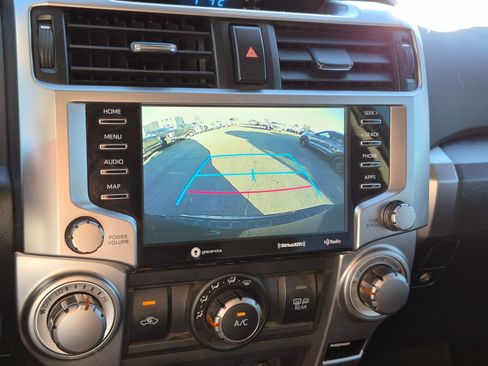 Used 2023 Toyota 4Runner SR5 AWD/4WD image 25