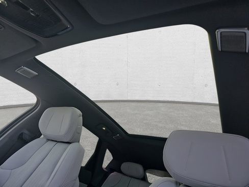 New 2026 Cadillac Optiq Sport 2 image 28