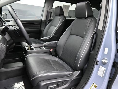 Used 2023 Honda Odyssey Elite image 19