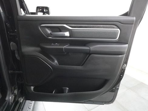 Used 2023 RAM 1500 Big Horn AWD/4WD image 30