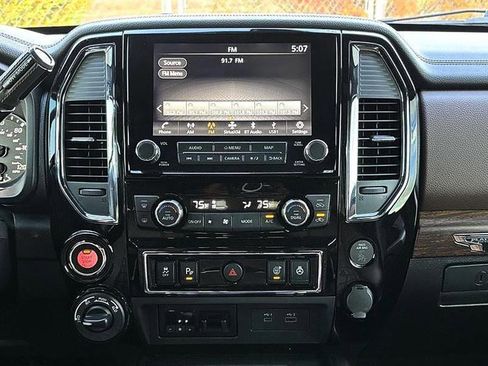 Used 2024 Nissan Titan Platinum Reserve w/ Moonroof Package image 35