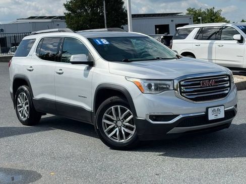 Used 2018 GMC Acadia SLE AWD/4WD image 1