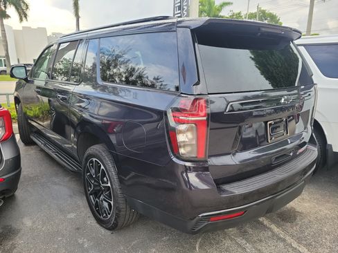 Used 2023 Chevrolet Suburban RST w/ Luxury Package RWD image 3