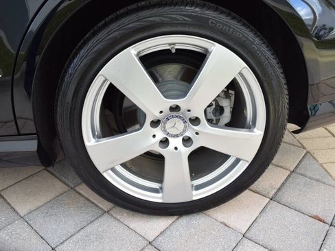 Used 2010 Mercedes-Benz E 350 4MATIC Sedan image 86