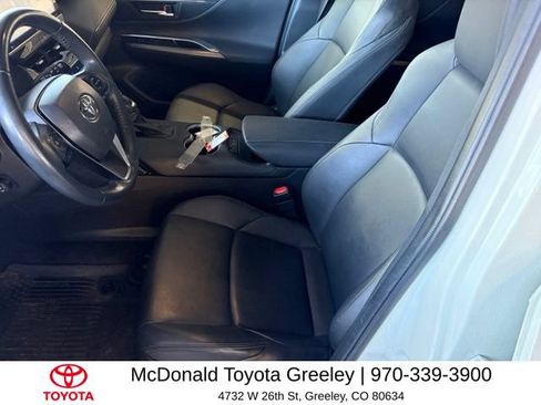 Used 2022 Toyota Venza XLE AWD/4WD image 9