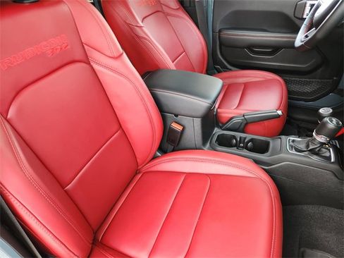 Used 2024 Jeep Wrangler Unlimited Rubicon 392 w/ Dual Top Group image 15