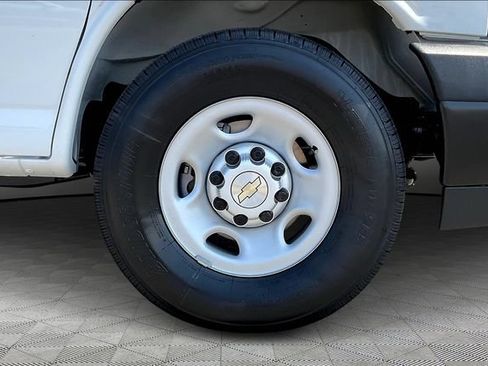 New 2025 Chevrolet Express 3500 w/ Driver Convenience Package RWD image 12