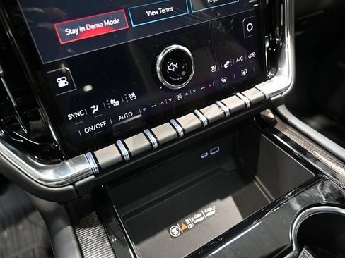 New 2026 GMC Yukon XL Elevation w/ Elevation Premium Package image 18