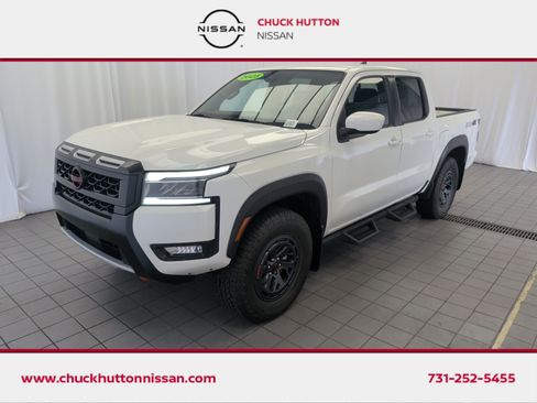 Used 2025 Nissan Frontier PRO-4X AWD/4WD image 1