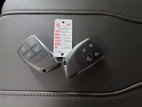 New 2026 GMC Sierra 2500 SLT w/ SLT Premium Package AWD/4WD image 37