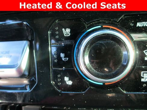 Used 2023 GMC Sierra 1500 AT4 w/ AT4 Preferred Package image 17