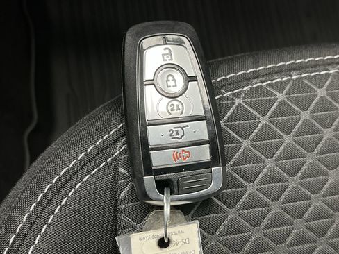 New 2024 Ford Escape Active w/ Tech Pack #2 AWD/4WD image 26