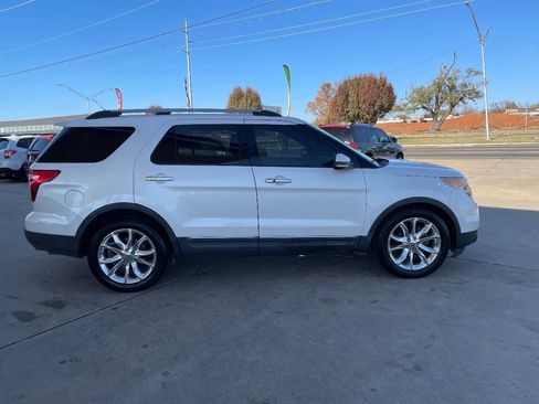Used 2011 Ford Explorer Limited w/ 301A Rapid Spec Order Code FWD image 8