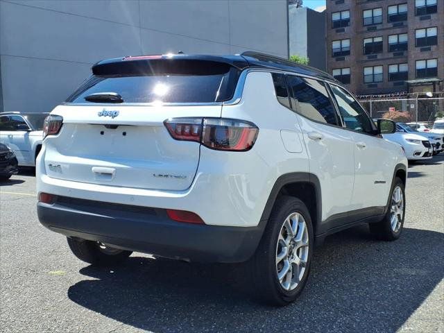 Certified 2025 Jeep Compass Limited AWD/4WD image 4