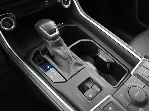 Used 2024 Toyota Grand Highlander AWD image 10