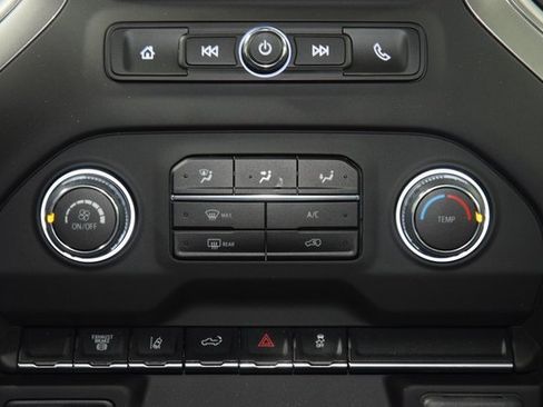 Used 2024 Chevrolet Silverado 3500 W/T image 33