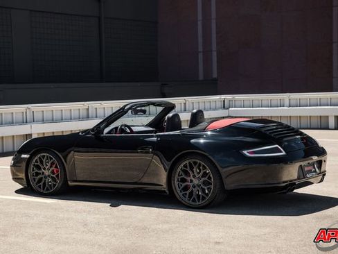 Used 2005 Porsche 911 Carrera S image 57