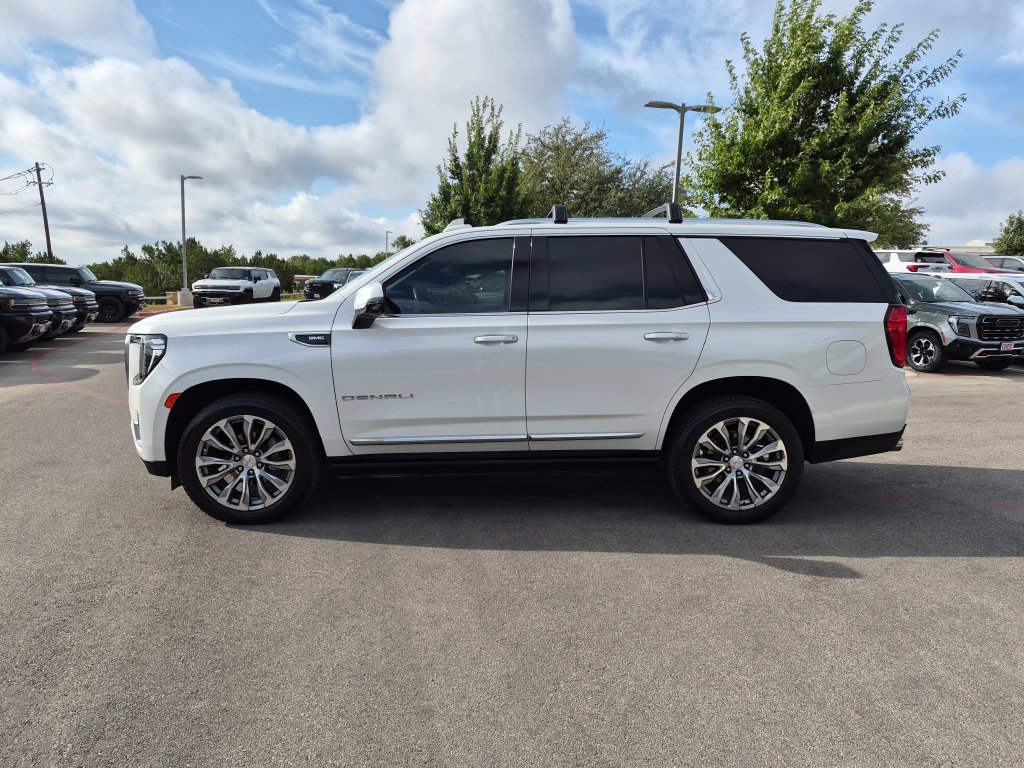 Used 2021 GMC Yukon Denali w/ Denali Premium Package RWD image 5