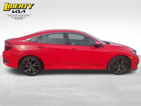 Used 2019 Honda Civic Sport image 8