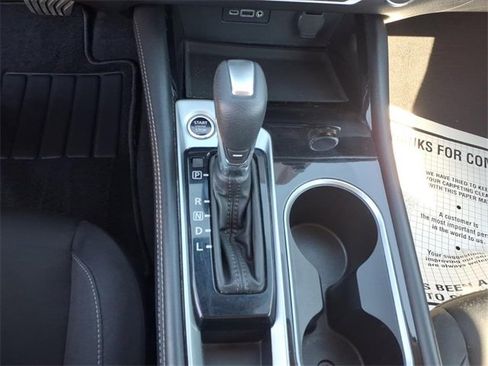 Used 2023 Nissan Altima 2.5 SV image 12