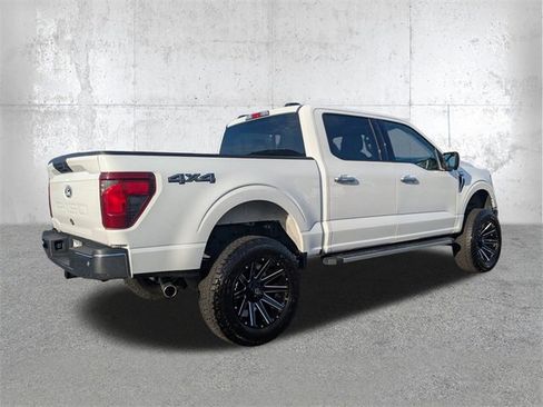 Used 2024 Ford F150 XLT image 4