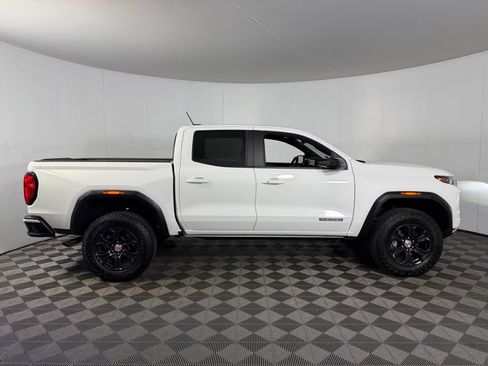 Used 2024 GMC Canyon Elevation w/ Convenience Package RWD image 7