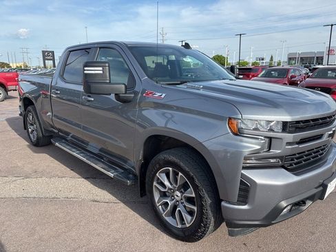 Used 2022 Chevrolet Silverado 1500 RST AWD/4WD image 3