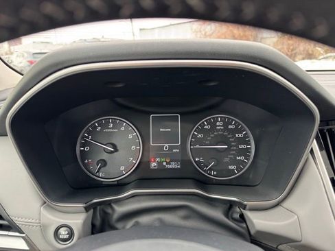 Used 2023 Subaru Legacy Limited image 14