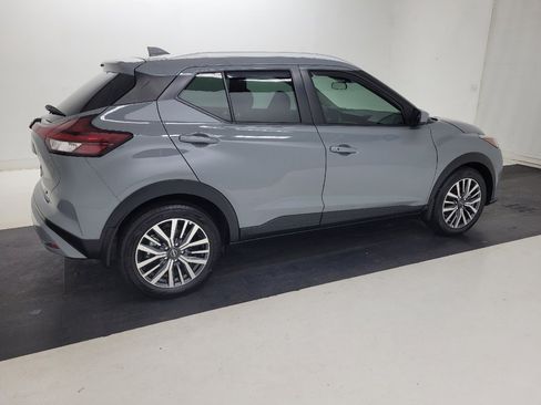 Used 2023 Nissan Kicks SV FWD image 10