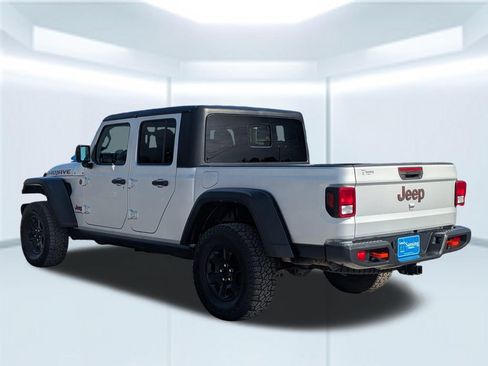 Used 2022 Jeep Gladiator Mojave w/ Cold Weather Group AWD/4WD image 3