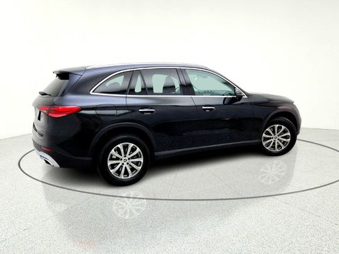 Certified 2025 Mercedes-Benz GLC 300 image 10