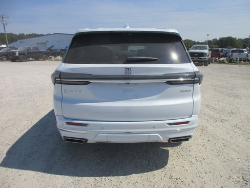 New 2026 Buick Enclave Avenir w/ Super Cruise Package image 6