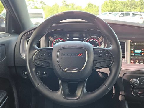 Used 2023 Dodge Charger SXT RWD image 16