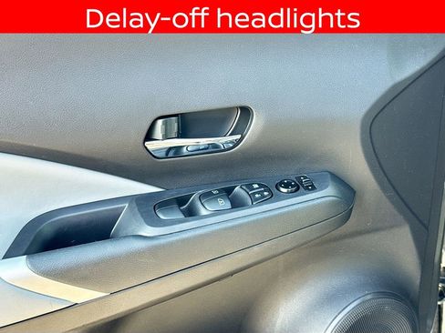 Used 2024 Nissan Kicks SR w/ SR Premium Package FWD image 16