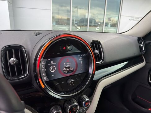 Used 2022 MINI Cooper Countryman S w/ Convenience Package image 7