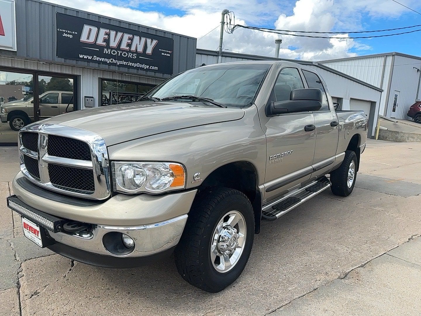 Used 2005 Dodge Ram 2500 Truck SLT w/ Quad Cab Big Horn Value Group AWD/4WD image 2